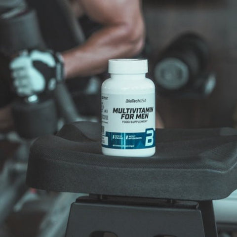 BioTech USA Multivitamin for Men 60 Tabletten mit 38 Wirkstoffen speziell für Männer Energie Muskeln Immunsystem